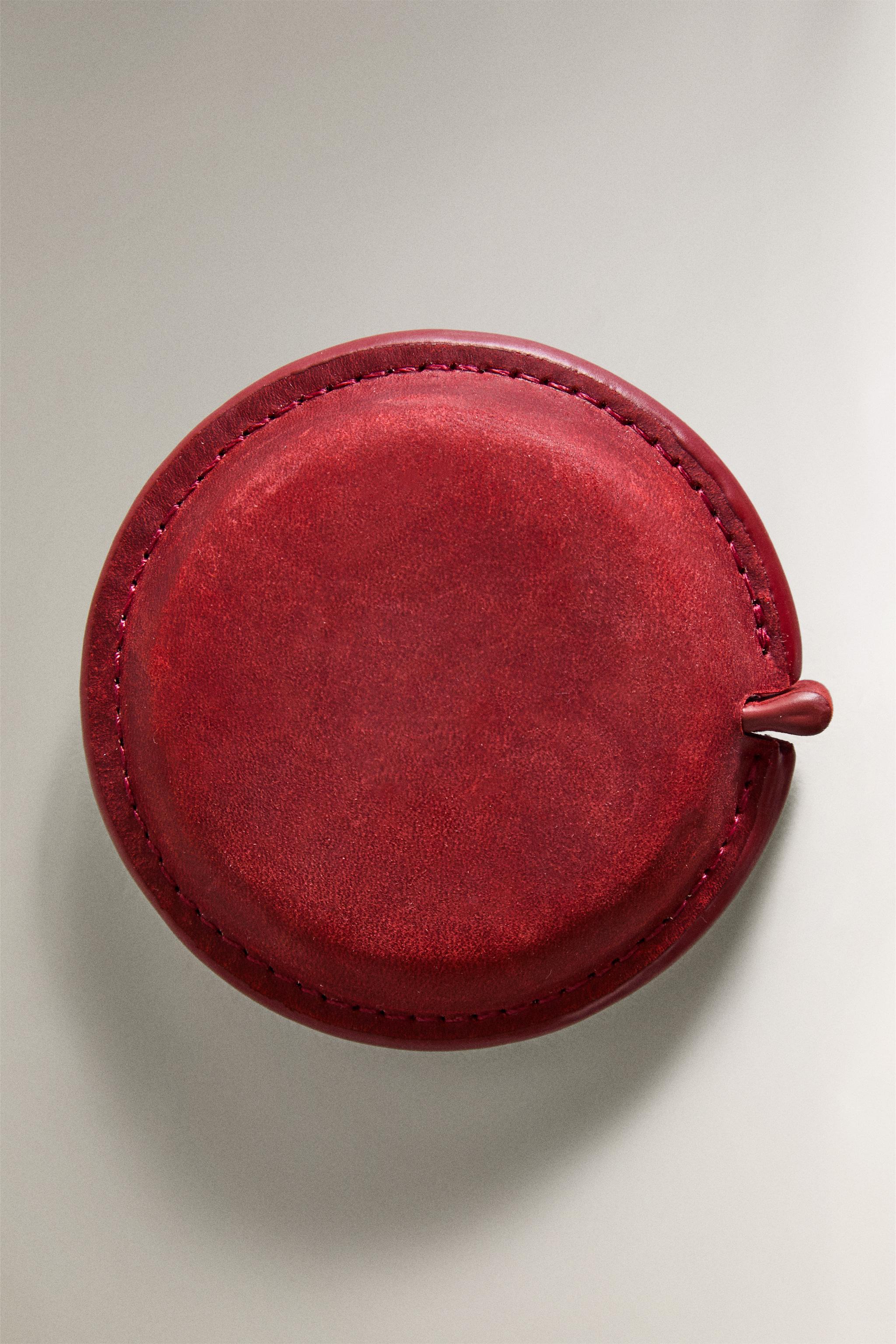 ROUND LEATHER MEASURING TAPE